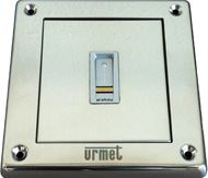 Fingerprintleser ekey-MULTI eingebaut in Sinthesi Steel-Modul